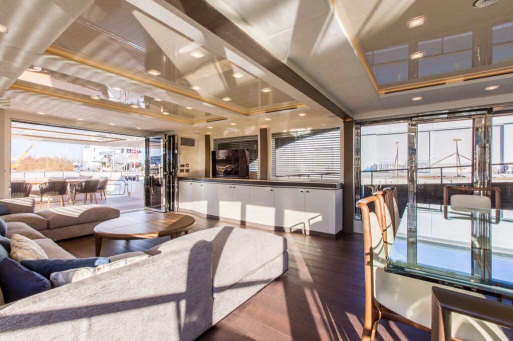 Alquiler de barcos y yates de lujo en Ibiza