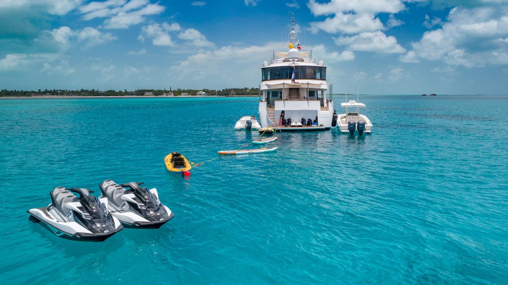 Alquiler de yates de lujo en Bermudas. Alquiler de superyates de lujo en Bermudas. Barcos baratos de alquiler en Bermudas.