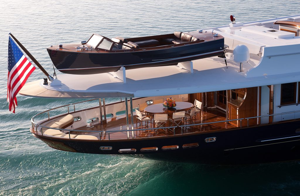 Alquiler de yates de lujo Burger Yachts