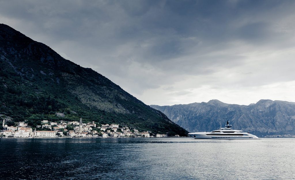 Alquiler de yates en Europa. Yates de lujo de alquiler en Europa. Barcos baratos de alquiler