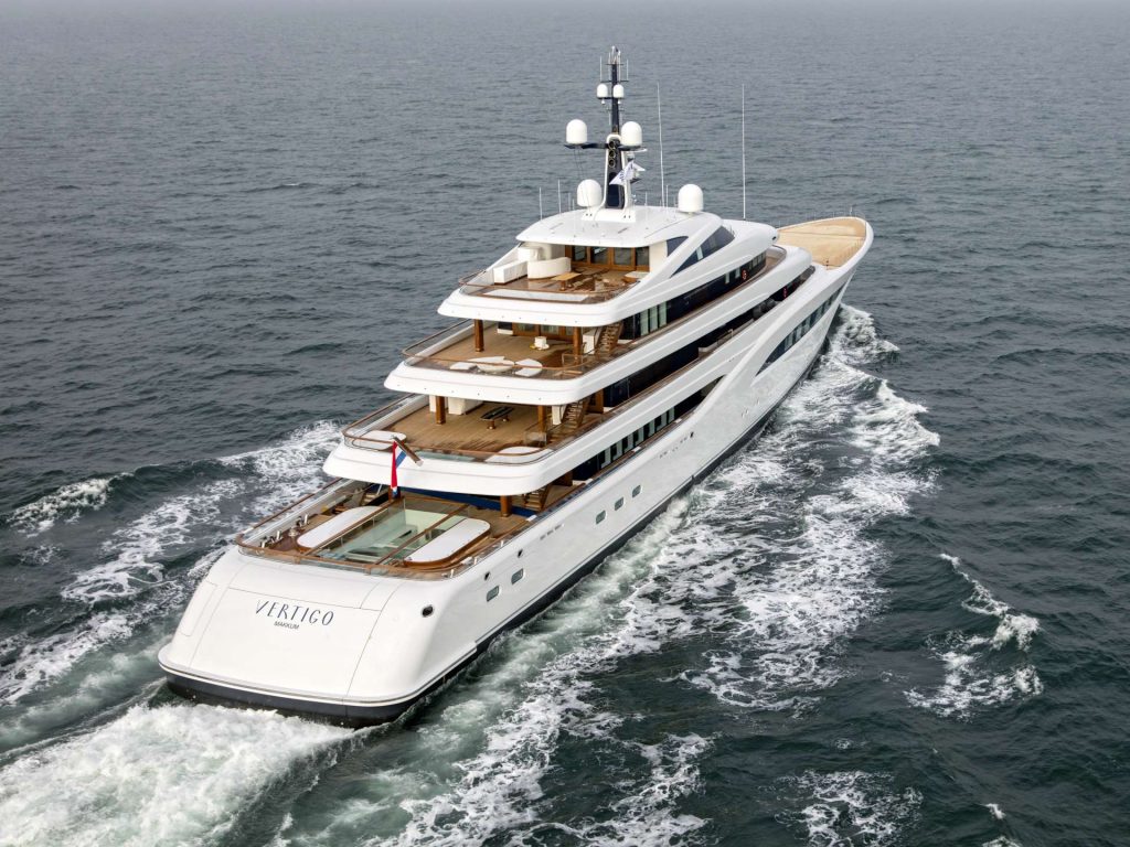 Alquiler de superyates de lujo, Alquiler de superyates Feadship. Yates de lujo Feadship