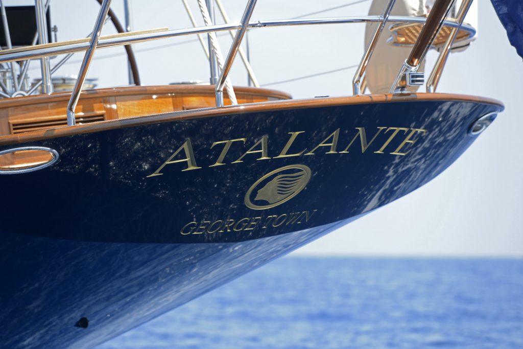 Alquiler de veleros de lujo Claasen Shipyards en Ibiza