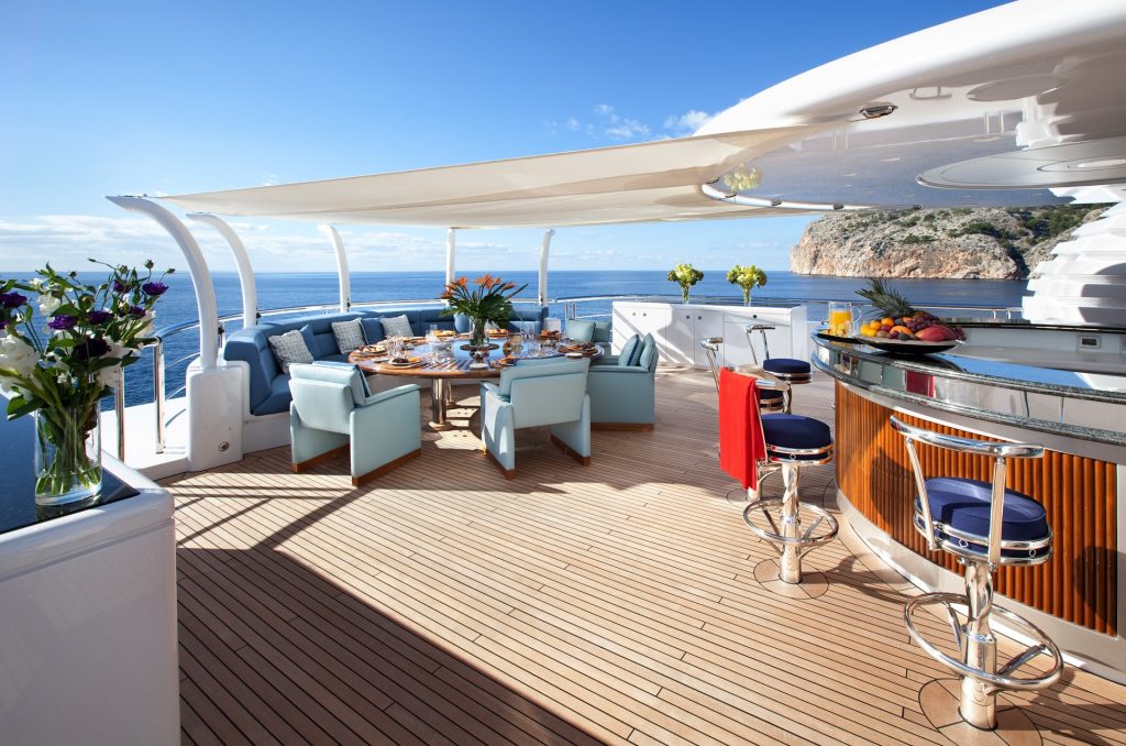 Alquiler de barcos y yates de lujo en Ibiza